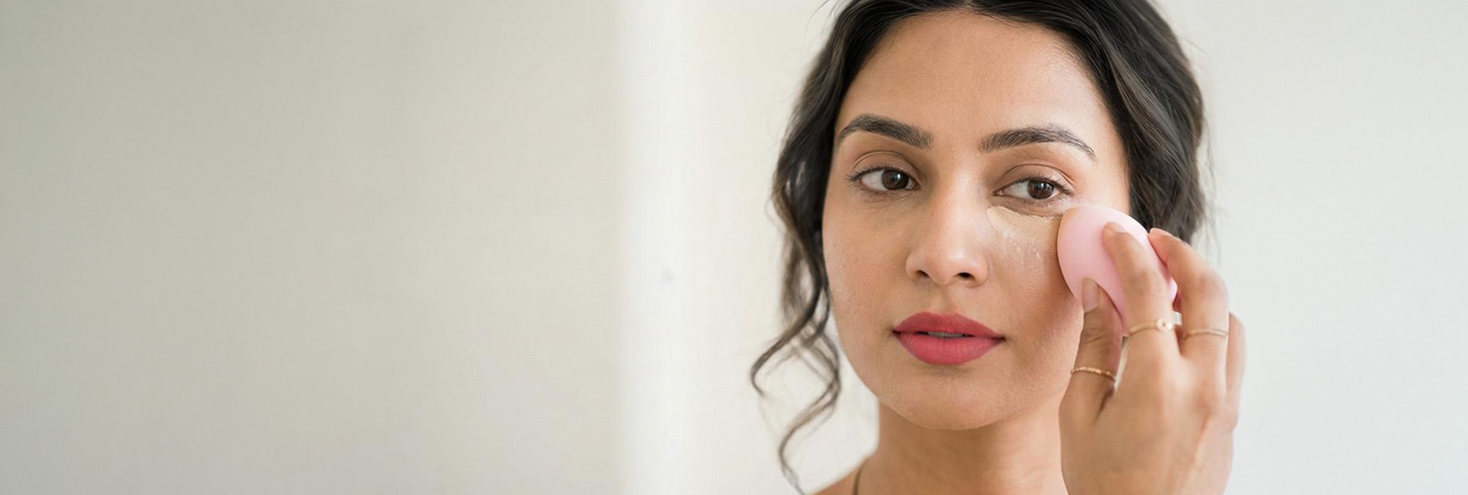 Best Makeup for UAE Heat & All-Day Comfort Guide